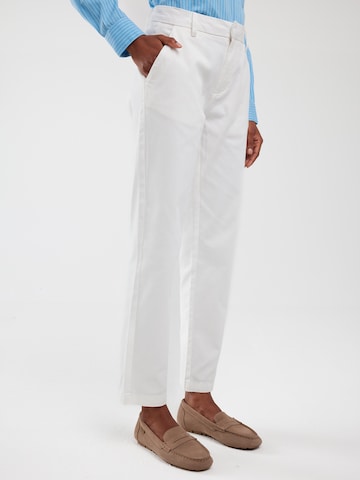 BIG STAR Regular Chino trousers 'Danasi' in White
