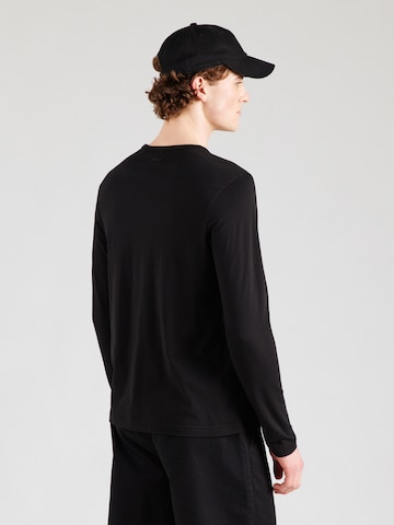 Tricou 'Tognbo' de la BOSS Green pe negru: spate