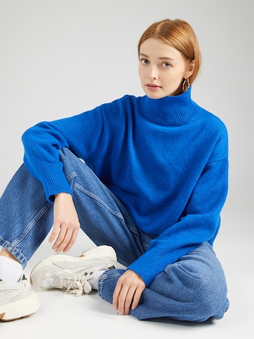 Pull-over Gina Tricot en bleu