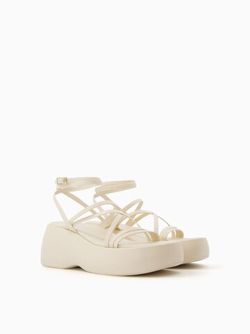 Bershka Remsandal i beige