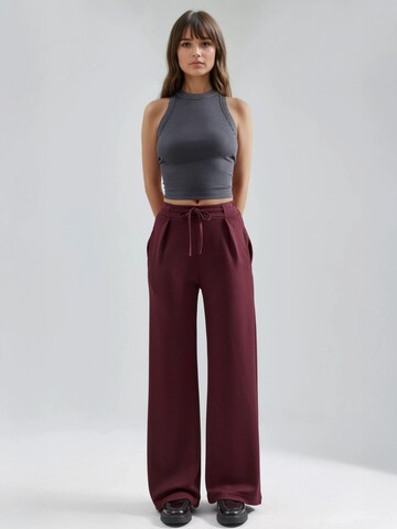 Hiccup Wide leg Trousers 'Hose' in Red
