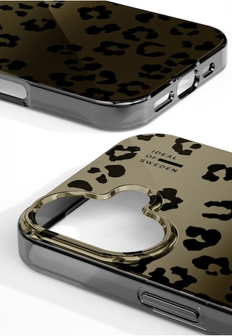 iDeal of Sweden Smartphone case 'iPhone 17' in Gold