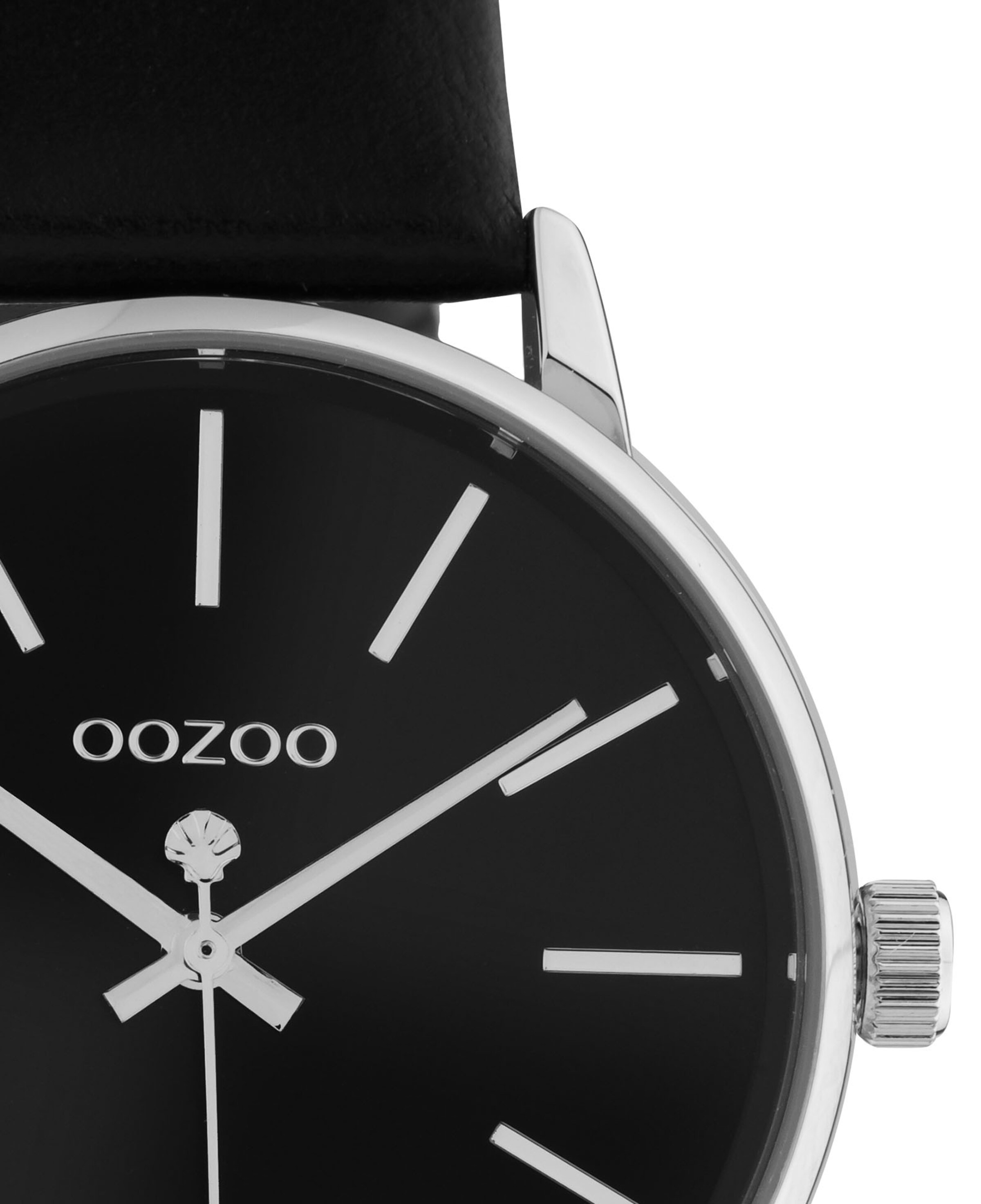 OOZOO Uhr in Schwarz