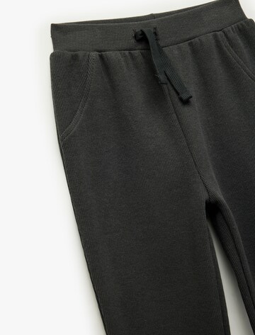 Koton Tapered Broek in Grijs