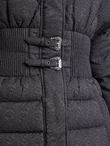 Versace Jeans Couture - Chaqueta de invierno en negro