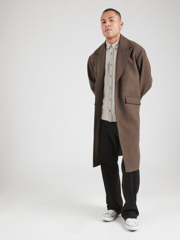 Coupe regular Chemise s.Oliver en gris