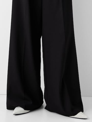 Bershka Wide Leg Hose in Schwarz