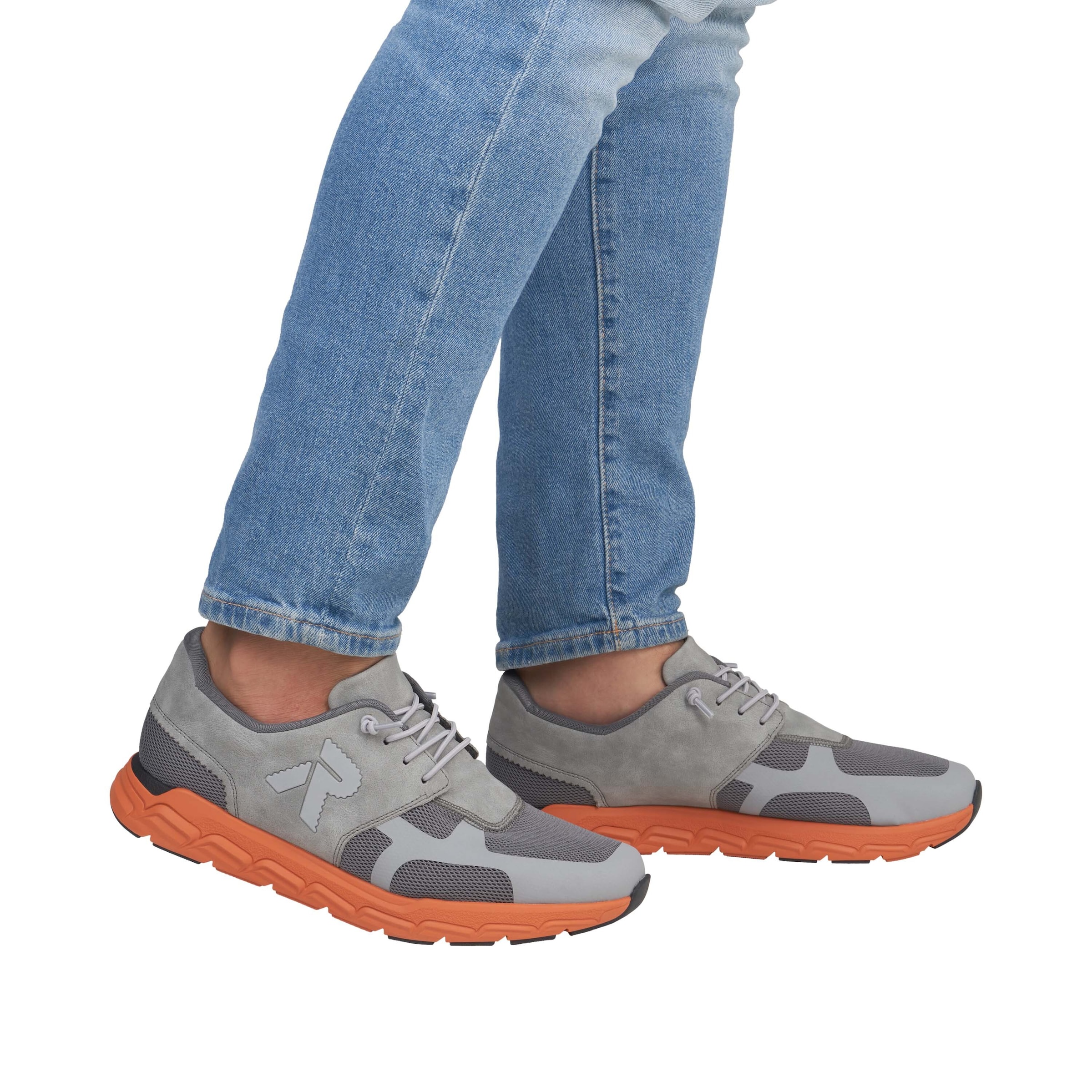 Baskets basses Rieker Sport en gris