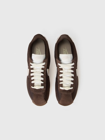 Nike Sportswear Низкие кроссовки 'Cortez' в Коричневый