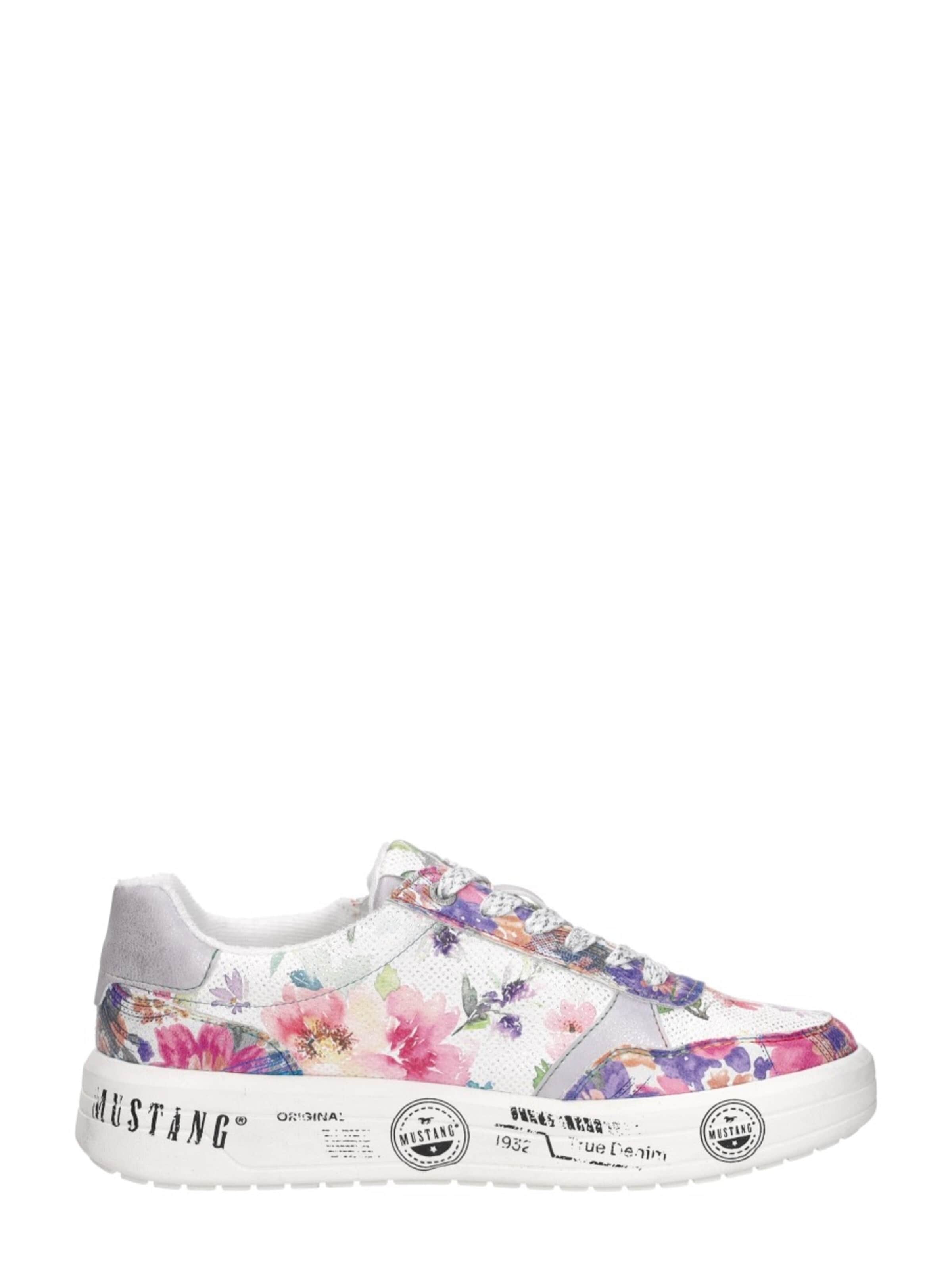 Baskets basses 'Sneakers Laag' MUSTANG en blanc