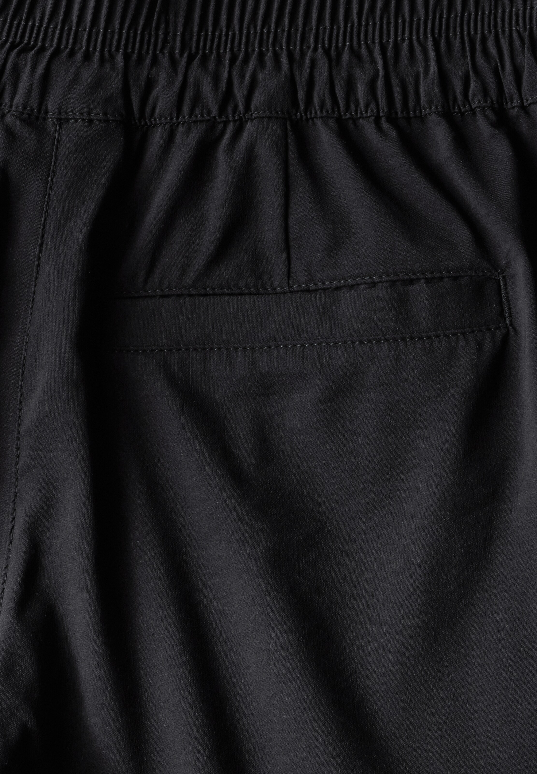 CECIL Regular Hose in Schwarz