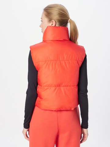 ONLY PLAY Sportbodywarmer 'RICKY' in Rood