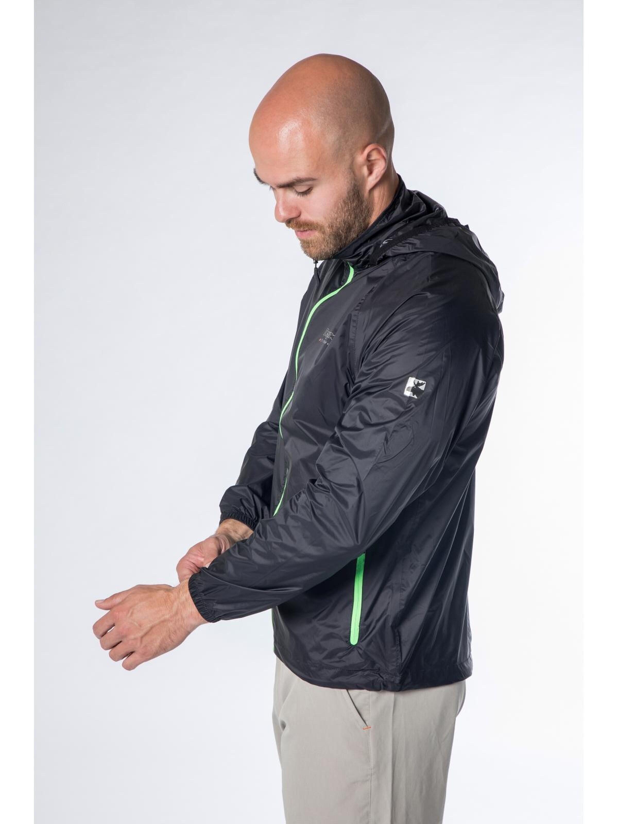 deproc Performance Jacket 'ROBSON' in Black