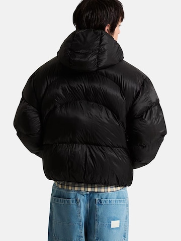 Veste d’hiver 'VANS HAWKINGS PUFFER GIUBBINO' VANS en noir