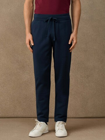 regular Pantaloni di Hackett London in blu: frontale