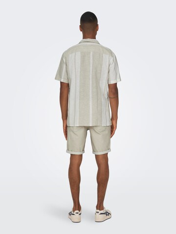 Only & Sons - Ajuste regular Camisa 'Caiden' en verde