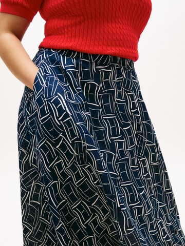 Tommy Hilfiger CurveSuknja 'ESS' - plava boja