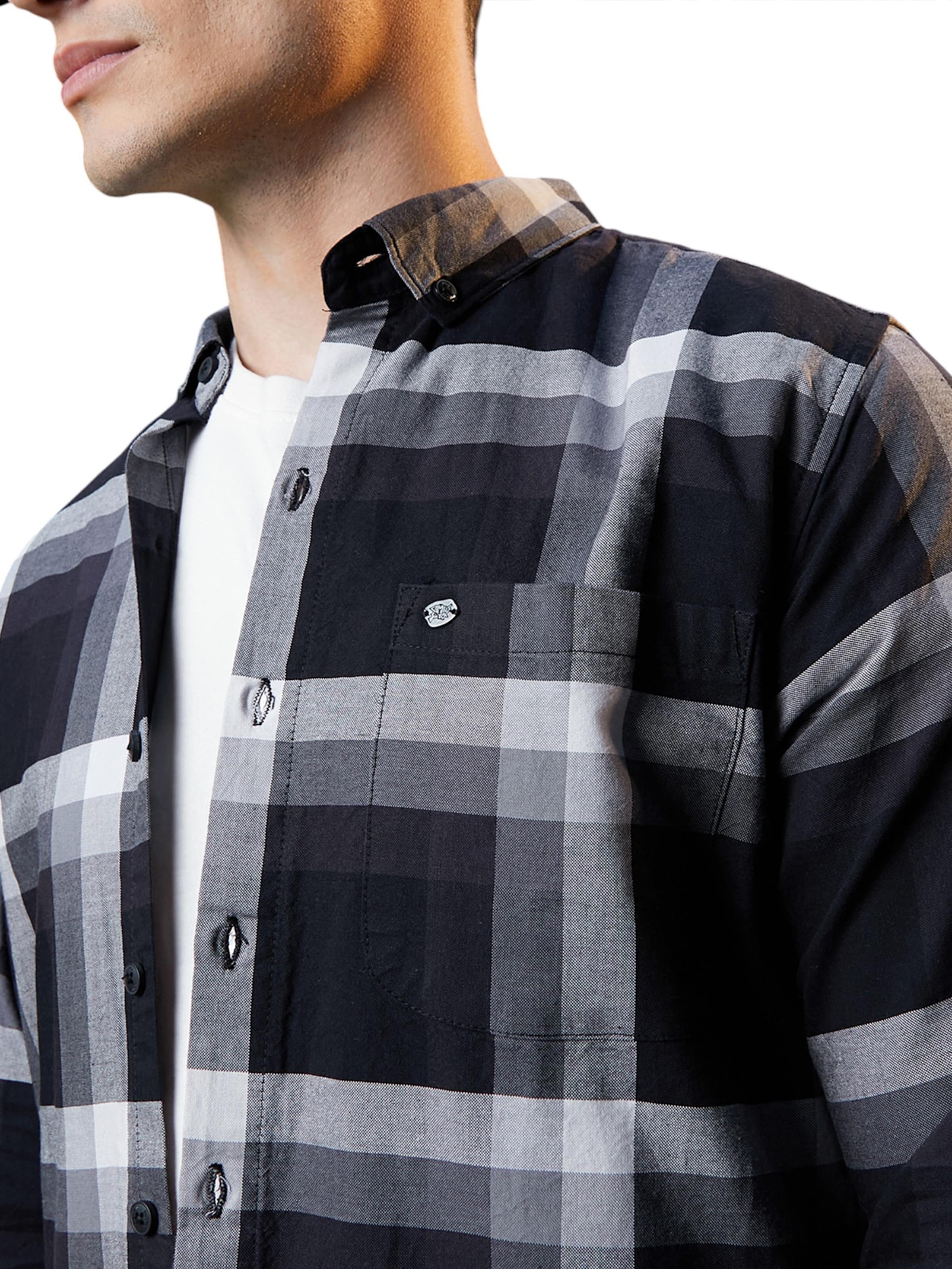 Campus Sutra Mugav suurus Triiksärk 'Shiloh', värv must