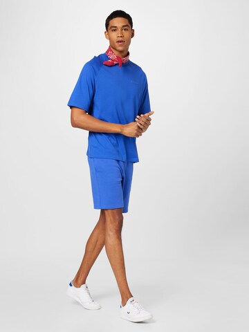 Champion Authentic Athletic Apparel Shirt in Blauw