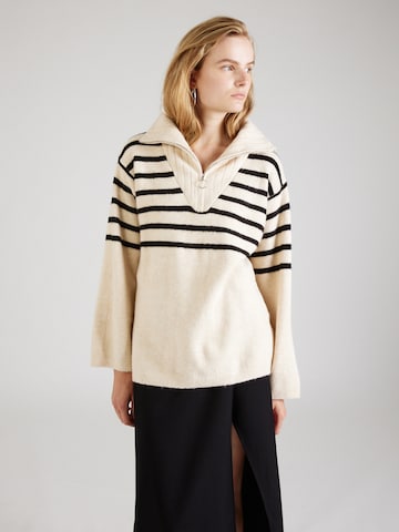Pullover di Moves in beige: frontale