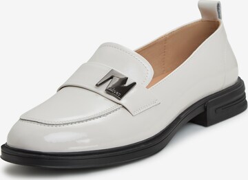 CESARE GASPARI Moccasins in White: front