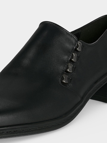 juoda GABOR Loaferai