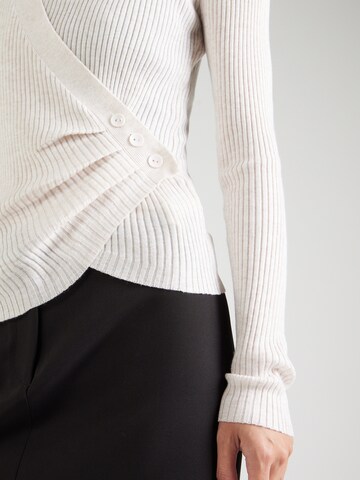 Pullover 'Ina' di ABOUT YOU in beige