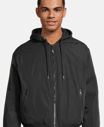 AÉROPOSTALE Jacke in Schwarz