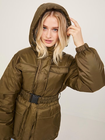 Veste mi-saison 'Maddie' JJXX en vert