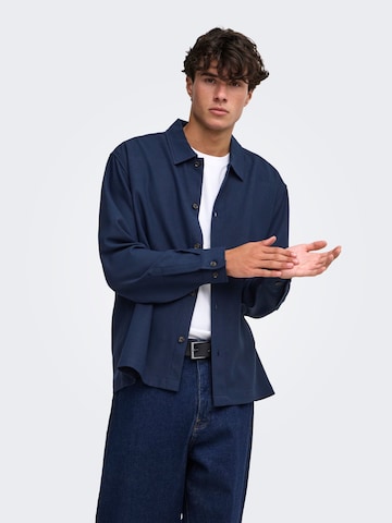 Fit confort Chemise business 'ONSHansi' Only & Sons en bleu
