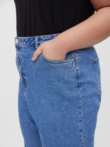Vero Moda Curve Loosefit Jeans 'Zoe' in Blau