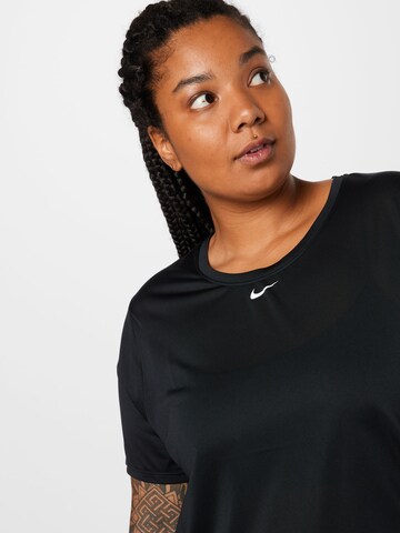 T-shirt fonctionnel Nike Sportswear en noir