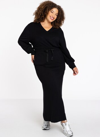 YOEK Sweater in Black