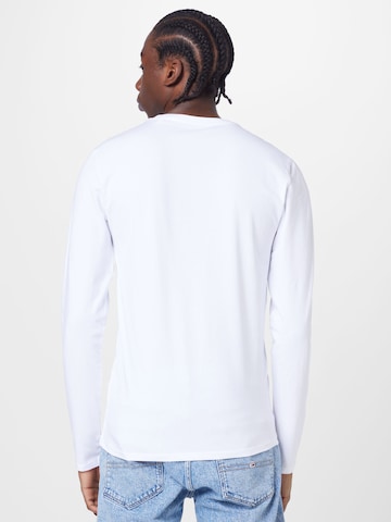 T-Shirt GUESS en blanc