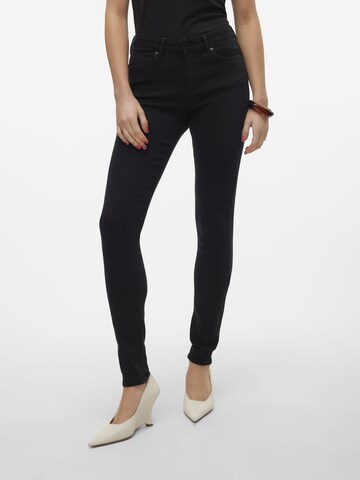 Skinny Jean 'TANYA' VERO MODA en noir : devant