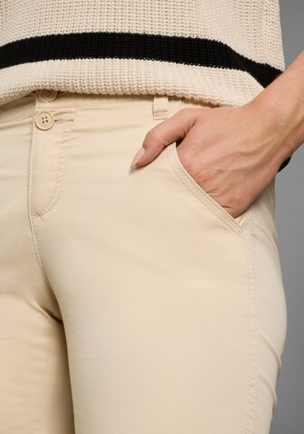 DELMAO Slim fit Chino Pants in Beige