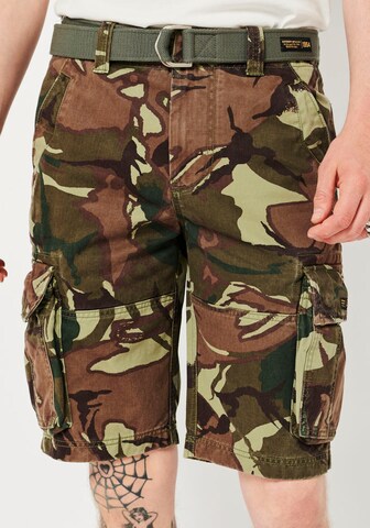 Superdry Regular Cargohose in Grün