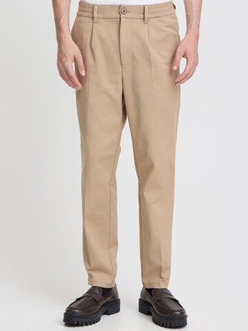 Tapered Pantaloni chino 'Marc' di Casual Friday in beige: frontale