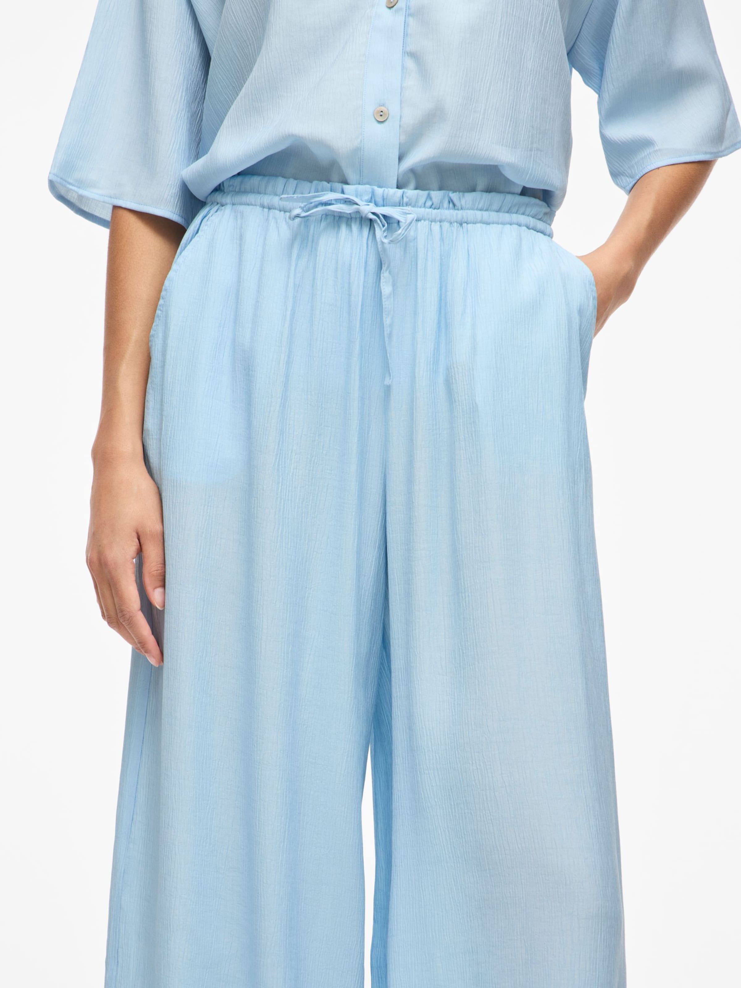 VILA - Pierna ancha Pantalón en azul