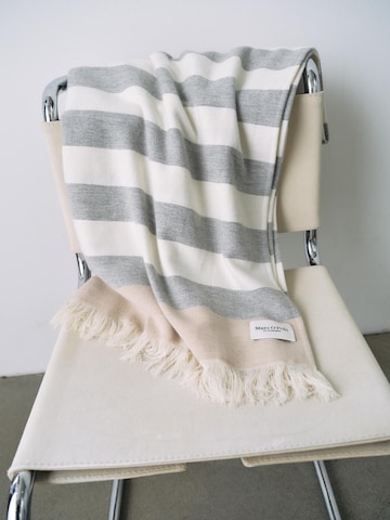 Marc O'Polo Blankets in Grey