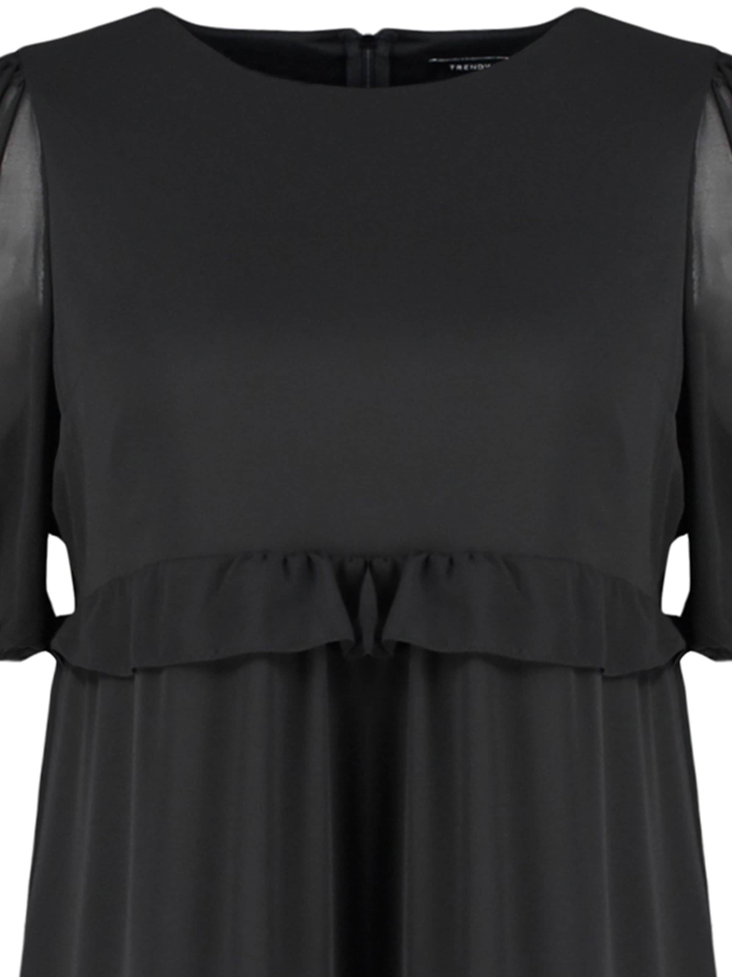 Trendyol Curve Mekko värissä musta