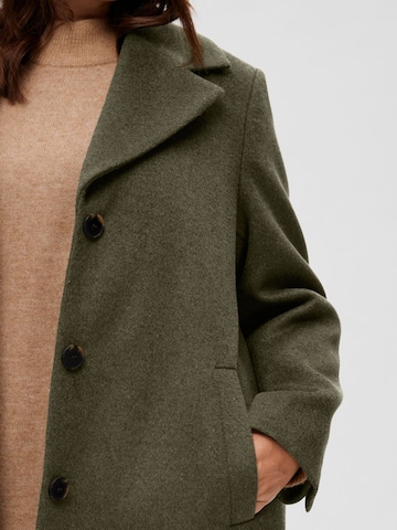 Selected Femme Curve Prechodný kabát 'Sasja' - Zelená