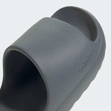 ADIDAS SPORTSWEAR Pantolette 'Adilette Lumia' in Grün