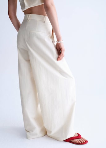 MANGO Loosefit Hose in Beige