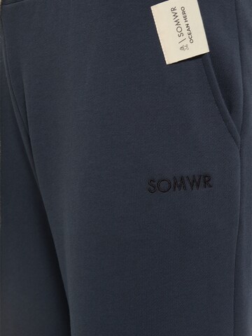 SOMWR Tapered Sweathose 'Commence' in Blau