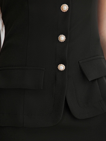 Trendyol Kleit, värv must