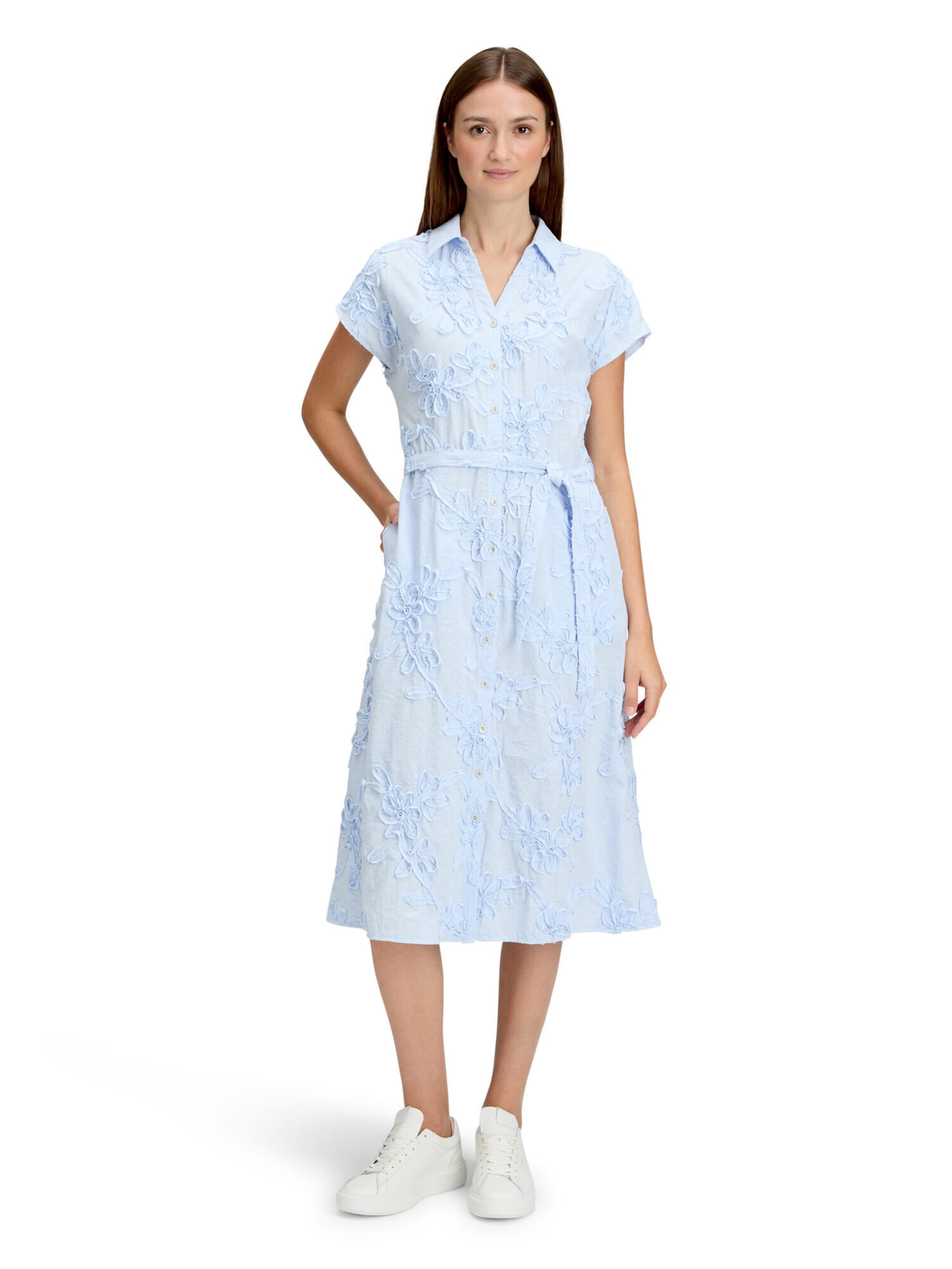 Betty & Co Kleid in Blau: Vorderseite