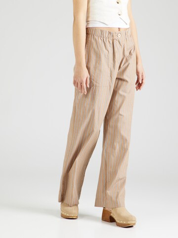 Regular Pantalon 'Rikka' Esmé Studios en marron : devant