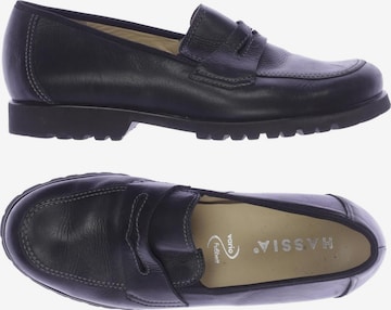 HASSIA Flats & Loafers in 35 in Black: front