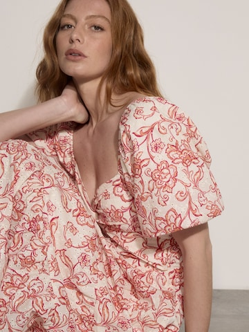 Robe ' ' Apricot en rose